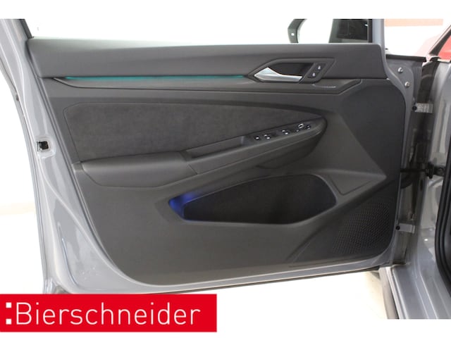 Volkswagen Golf 2.0 TSI DSG Style