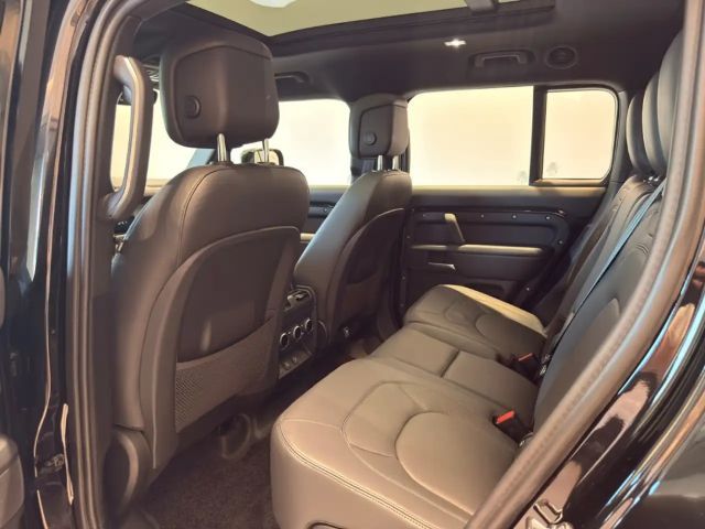 Land Rover Defender D300 Dynamic SE