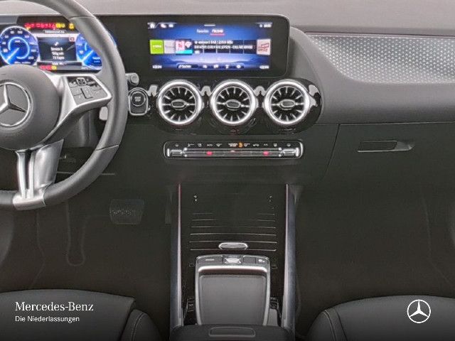 Mercedes-Benz EQA 300 4MATIC