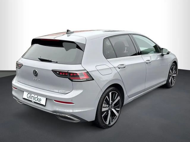 Volkswagen Golf 1.5 eTSI Golf VIII Style