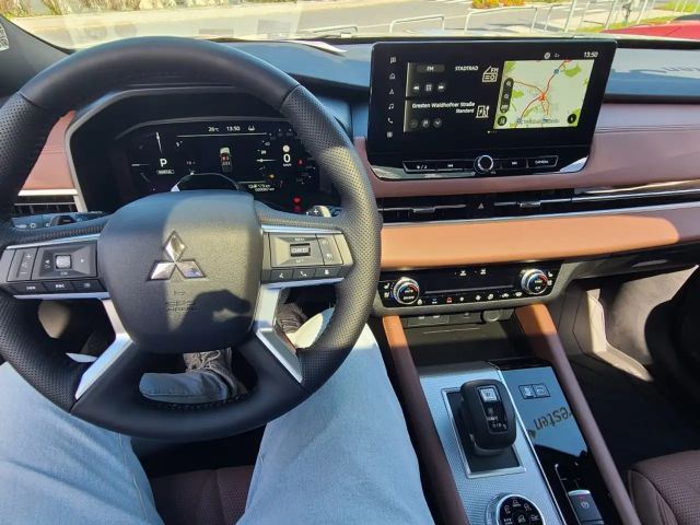 Mitsubishi Outlander 4WD PHEV