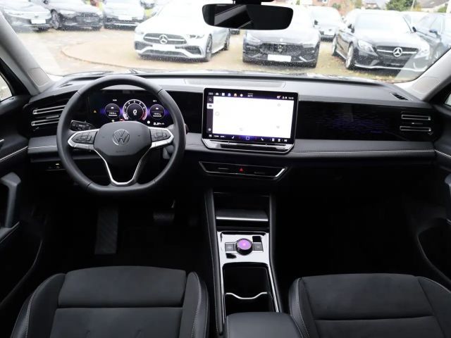 Volkswagen Tiguan 1.5 eTSI Elegance Elegance