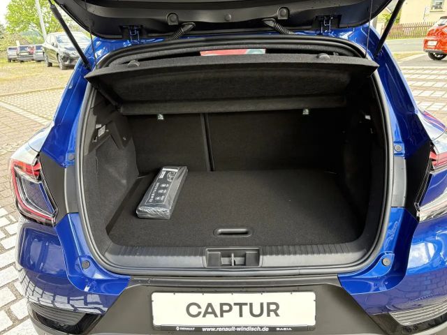 Renault Captur Hybrid Techno