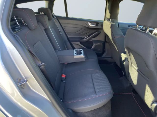 Ford Focus EcoBoost ST Line Wagon