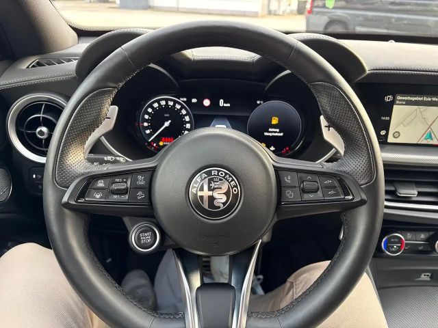 Alfa Romeo Stelvio Q4 Veloce