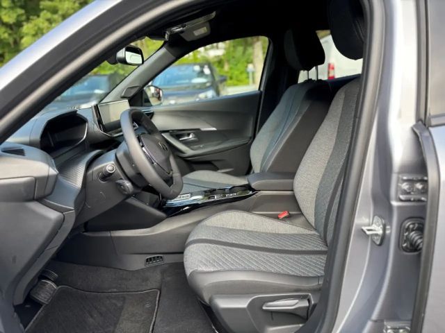 Peugeot E-2008 Allure Pack