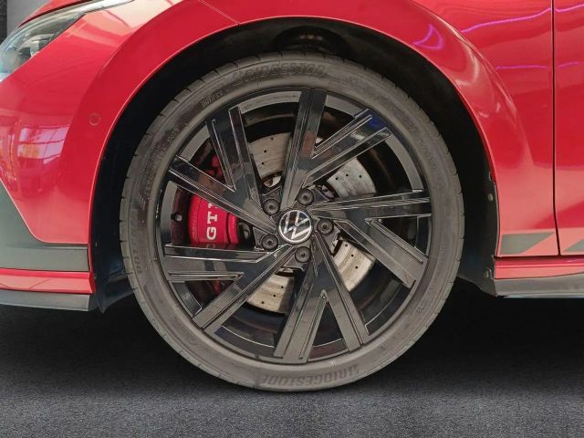 Volkswagen Golf 2.0 TSI DSG IQ.Drive