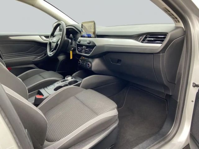 Ford Focus Cool & Connect EcoBoost Wagon