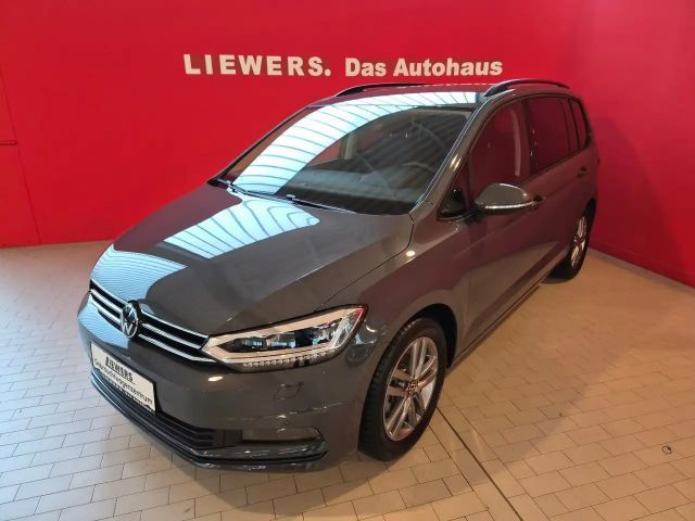 Volkswagen Touran DSG Life