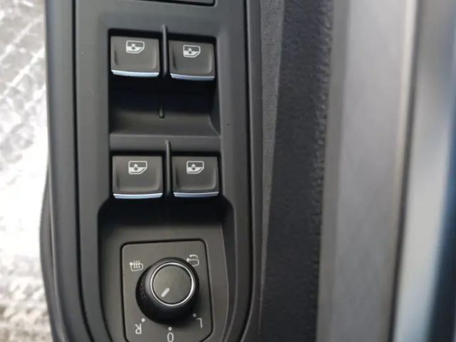 Volkswagen Golf 1.5 TSI Business Life Variant