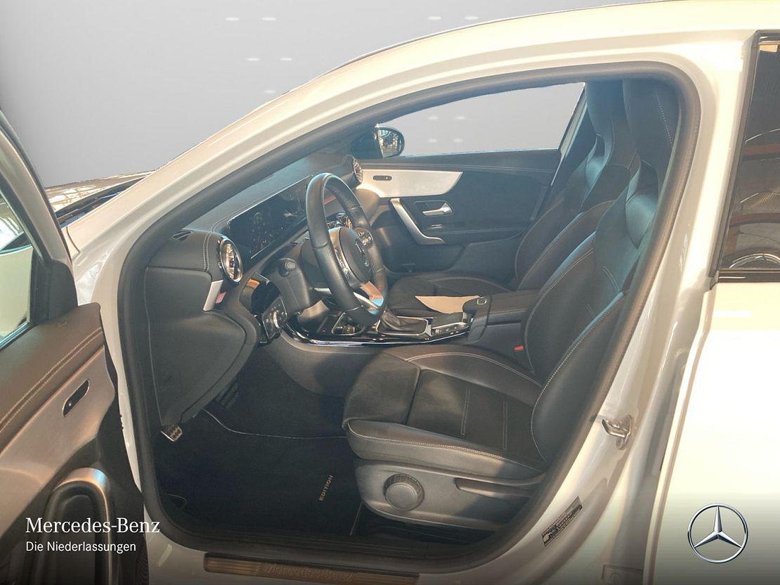 Mercedes-Benz A 180 AMG Line