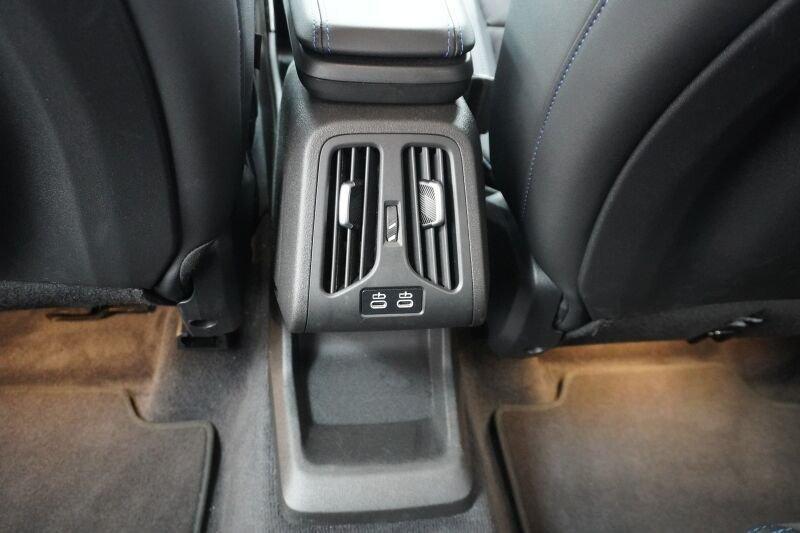 BMW 220 220i Active Tourer