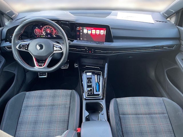 Volkswagen Golf 2.0 TSI DSG Golf VIII