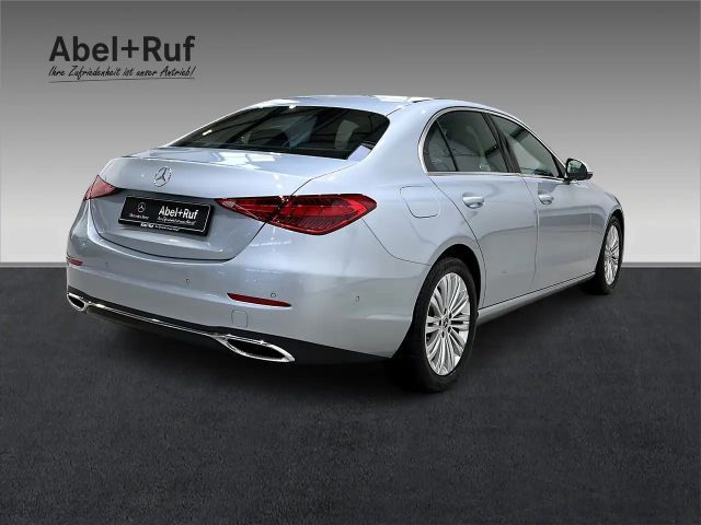 Mercedes-Benz C 180 AVANTGARDE Sedan