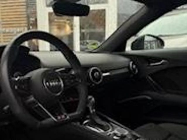 Audi TT 40 TFSI Cabriolet S-Line