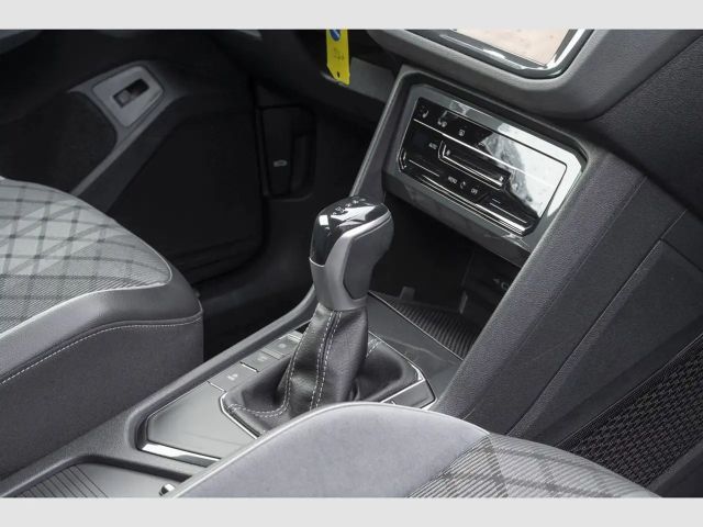 Volkswagen Tiguan 1.5 TSI DSG R-Line