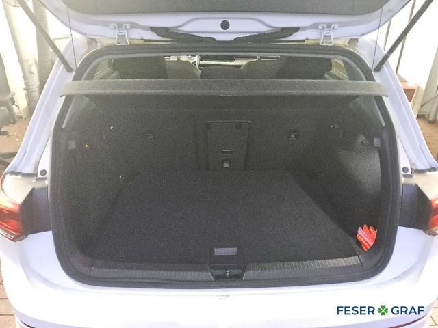 Volkswagen Golf 1.5 TSI Golf VIII