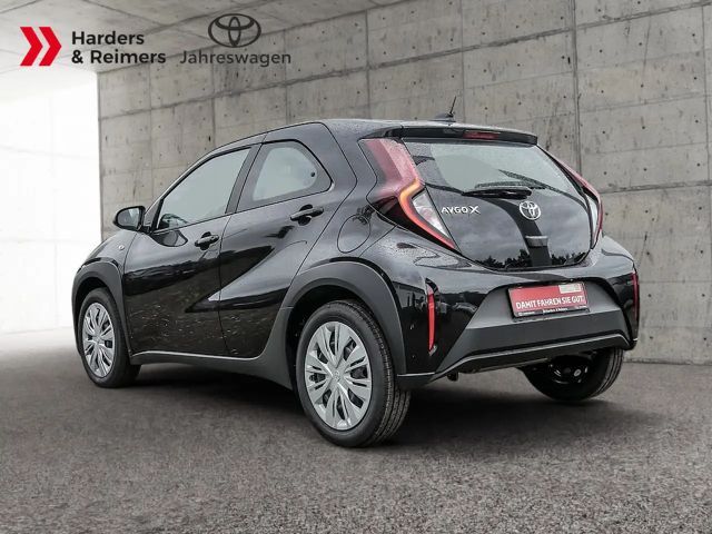 Toyota Aygo 1.0 VVT-i Business Hatchback