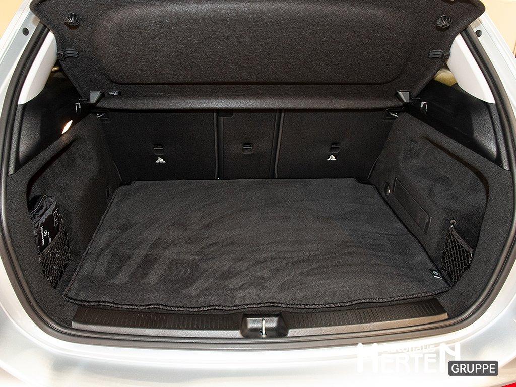 Mercedes-Benz B 180 Progressive Sedan