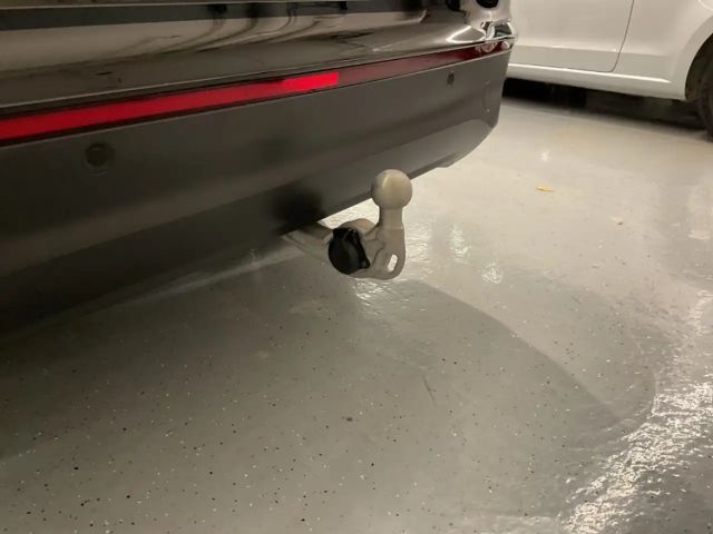 Volkswagen Tiguan 1.5 eTSI Elegance Elegance