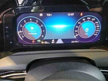 Volkswagen Golf 1.5 TSI DSG Golf VIII R-Line