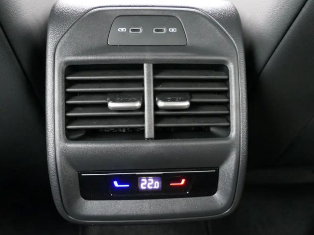 Volkswagen Passat DSG R-Line Variant