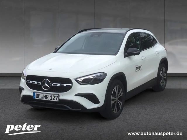 Mercedes-Benz GLA 200 Progressive