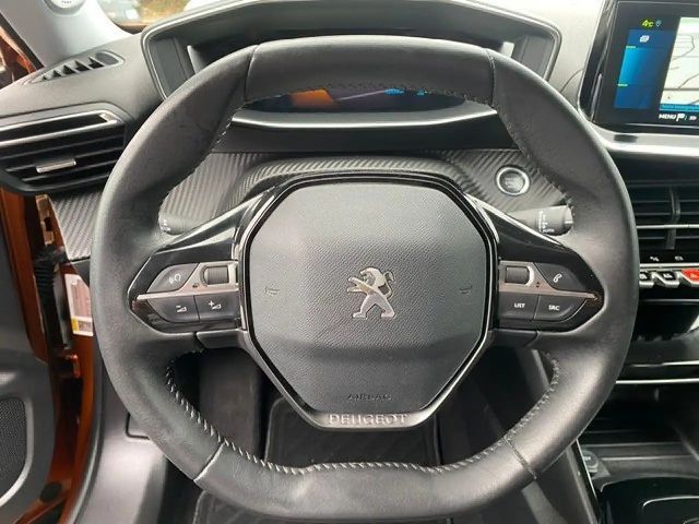 Peugeot E-2008 Allure Pack