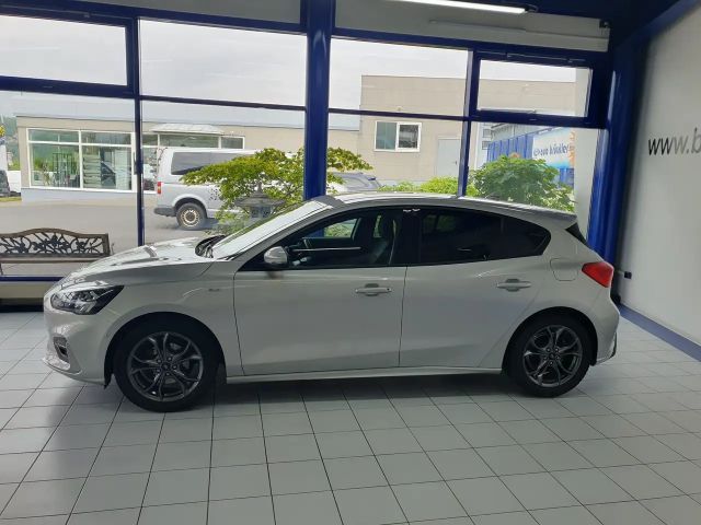 Ford Focus EcoBoost ST Line