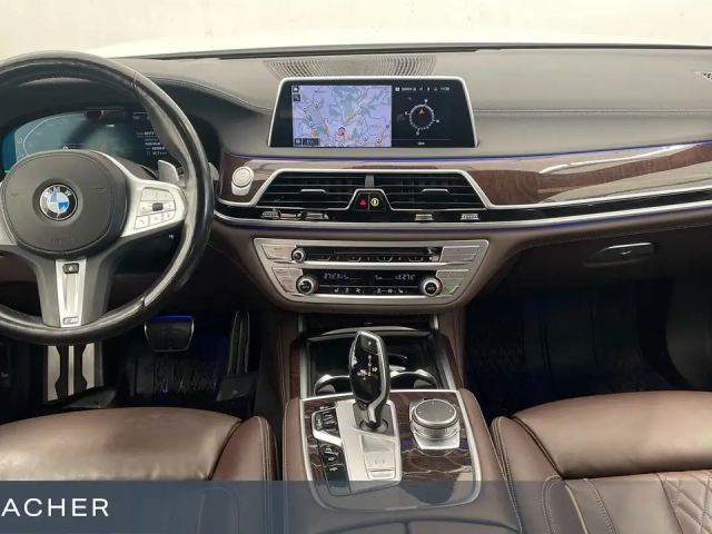 BMW 740 740d M-Sport Sedan xDrive