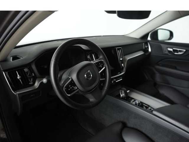 Volvo V60 Cross Country AWD Plus