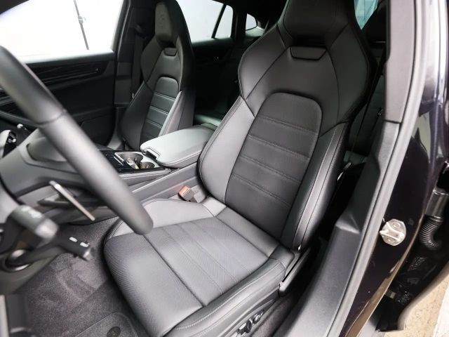 Porsche Panamera 4 E-Hybrid