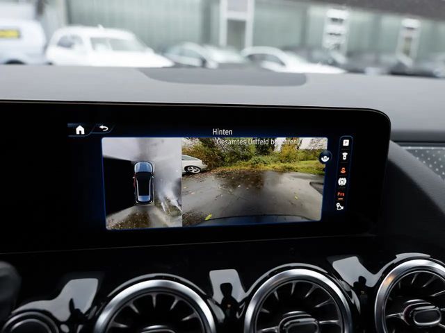 Mercedes-Benz EQA 350 4MATIC Progressive