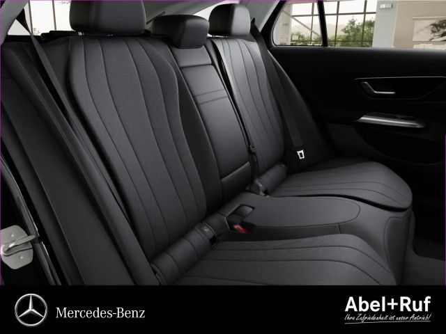 Mercedes-Benz E 220 AVANTGARDE E 220 d Estate