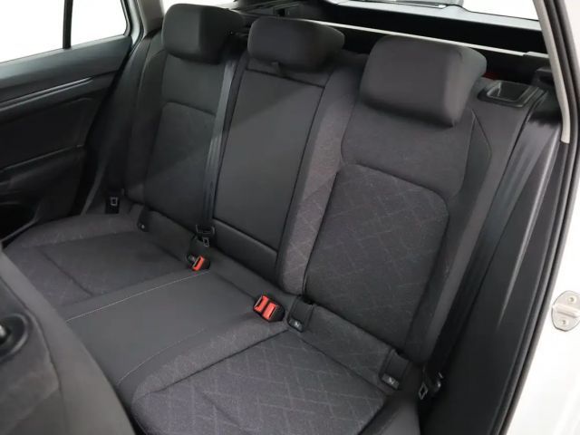 Volkswagen Golf DSG Life Variant