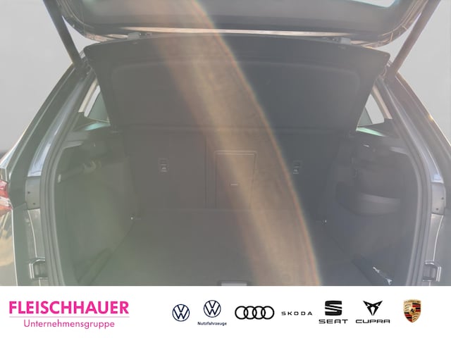 Skoda Karoq Balance 1,5 TSI 150 PS DSG AHK Navi El. Heckklappe