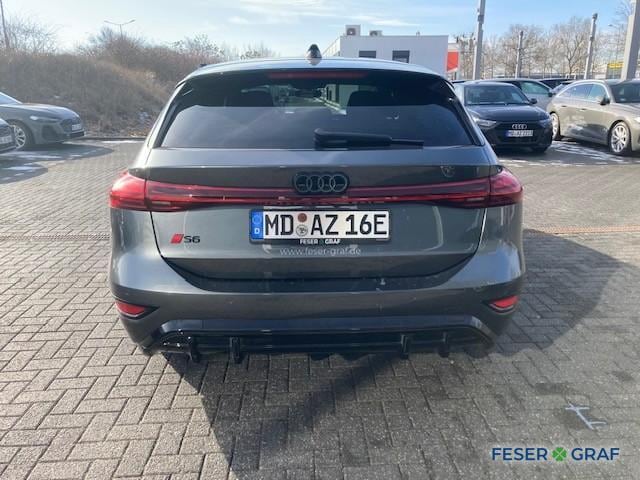 Audi A6 e-tron Avant Quattro