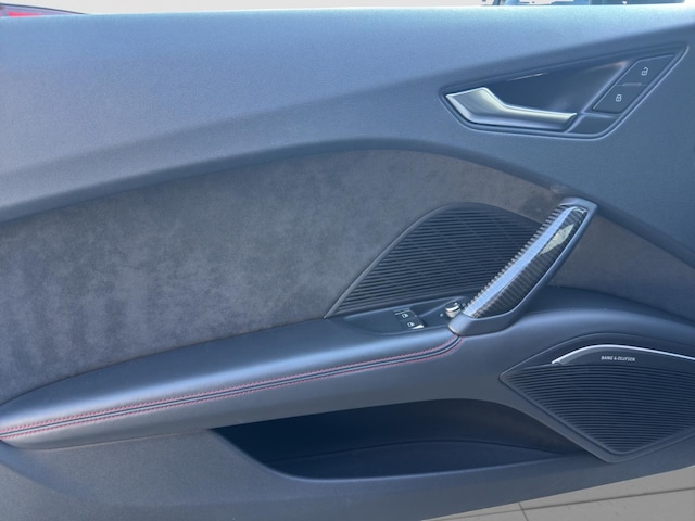 Audi TTS Quattro Roadster S-Tronic