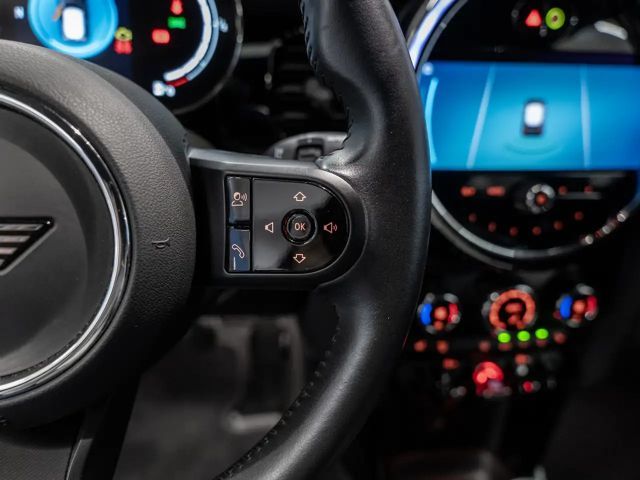 MINI Cooper Essential Trim FACEL. LED SHZ PDC