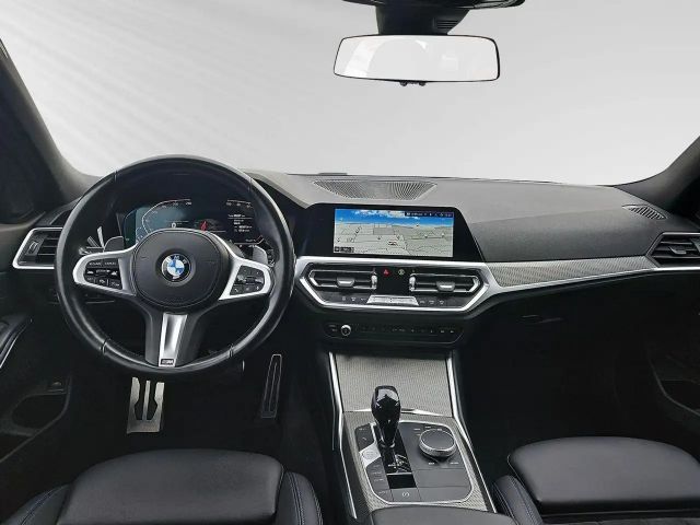 BMW 330 330d M-Sport Touring