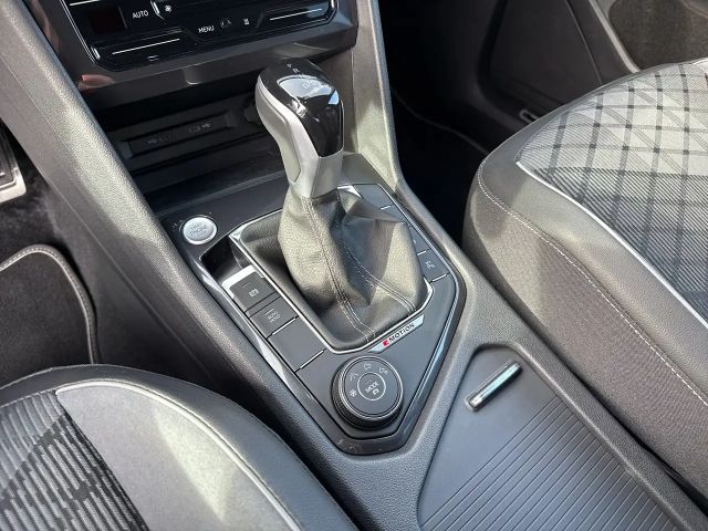 Volkswagen Tiguan Allspace DSG R-Line