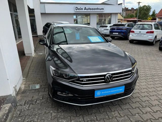 Volkswagen Passat 2.0 TDI DSG R-Line Variant