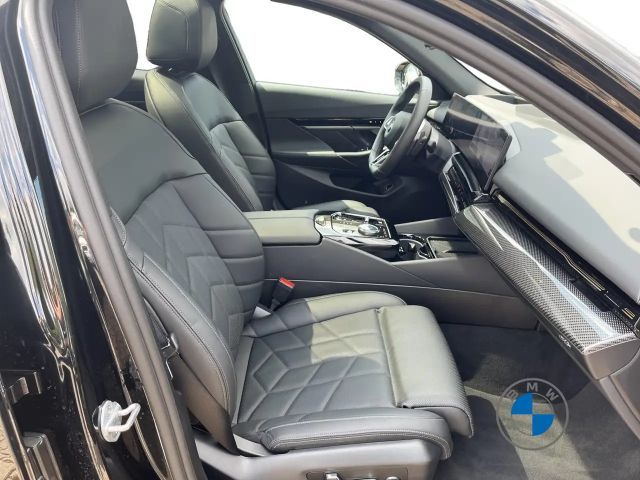 BMW 540 540d M-Sport Sedan xDrive