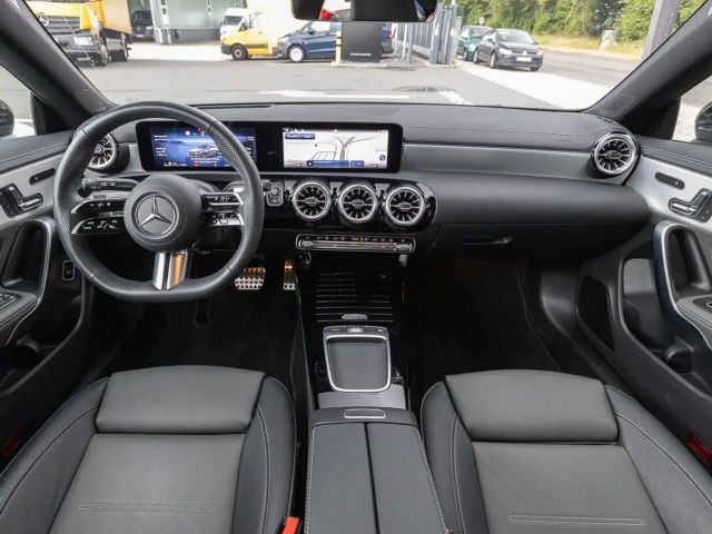 Mercedes-Benz CLA 180 Shooting Brake