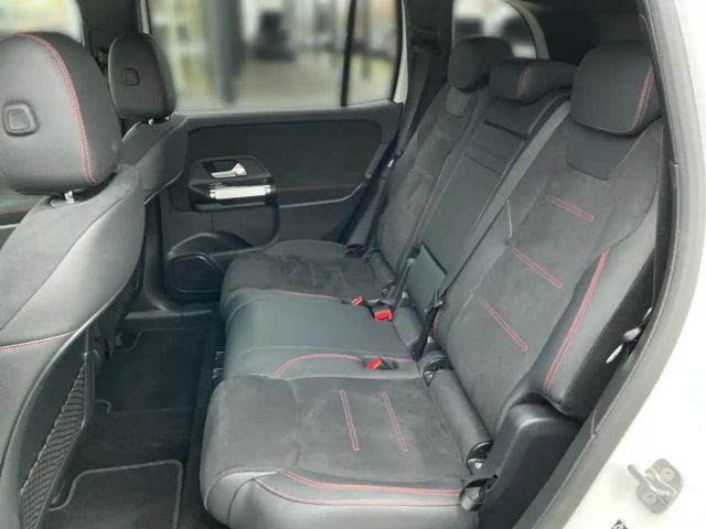 Mercedes-Benz EQB 300 4MATIC AMG Line