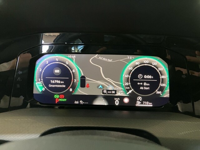 Volkswagen Golf 1.5 eTSI DSG Variant