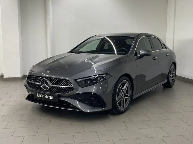 Mercedes-Benz A 200 AMG Line