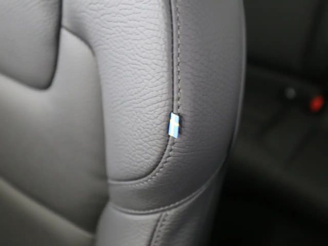 Volvo V90 AWD Dark Plus Recharge