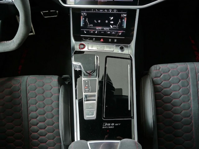 Audi A6 e-tron Avant Performance Quattro