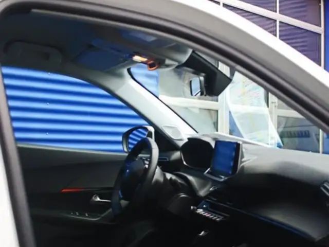 Peugeot E-2008 Active Pack